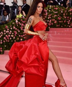 Halsey in blood-red dress at met gala