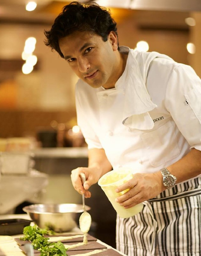 vikas khanna