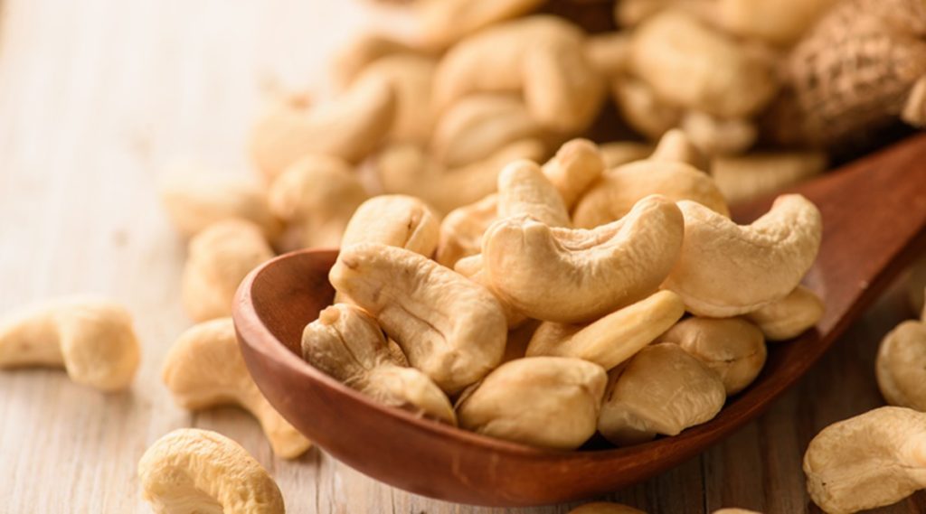 Cashews are a source of dietary fibre
