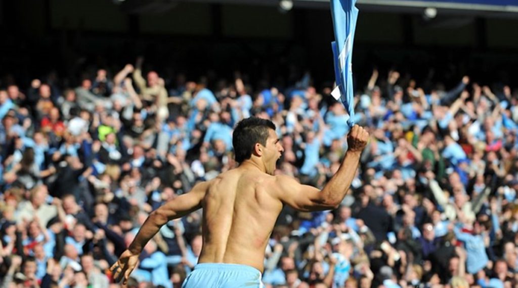 Aguero celebrating last minute goal