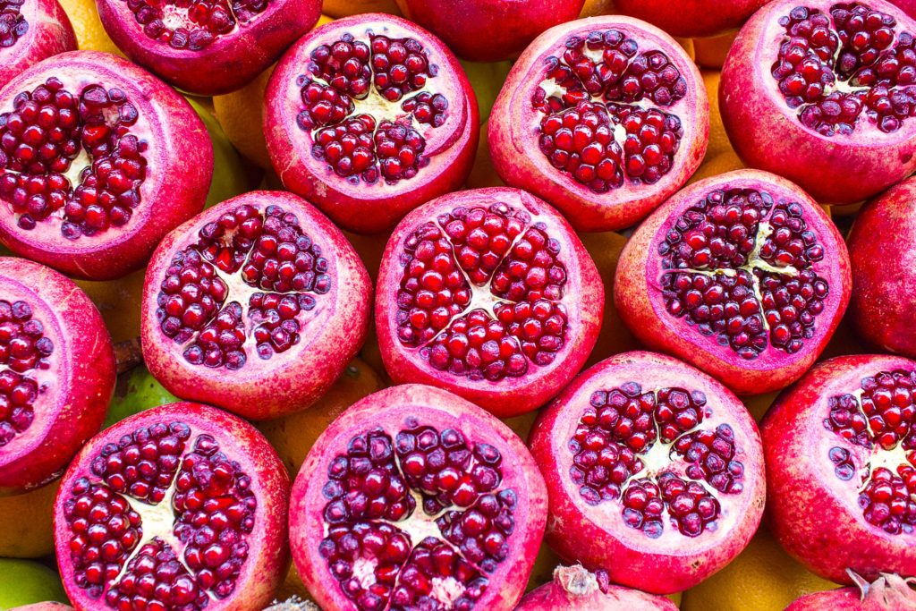Beautiful, glowing skin starts with what you eat. Learn how foods and beverages can help you stay young. And discover 10 foods for healthy skin that will give you the antioxidants and other nutrients your skin needs to stay radiant and youthful.